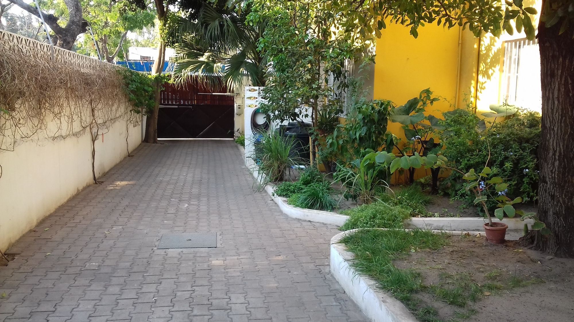 Marien Ngouabi Serviced T0 Chalet Maputo Dış mekan fotoğraf